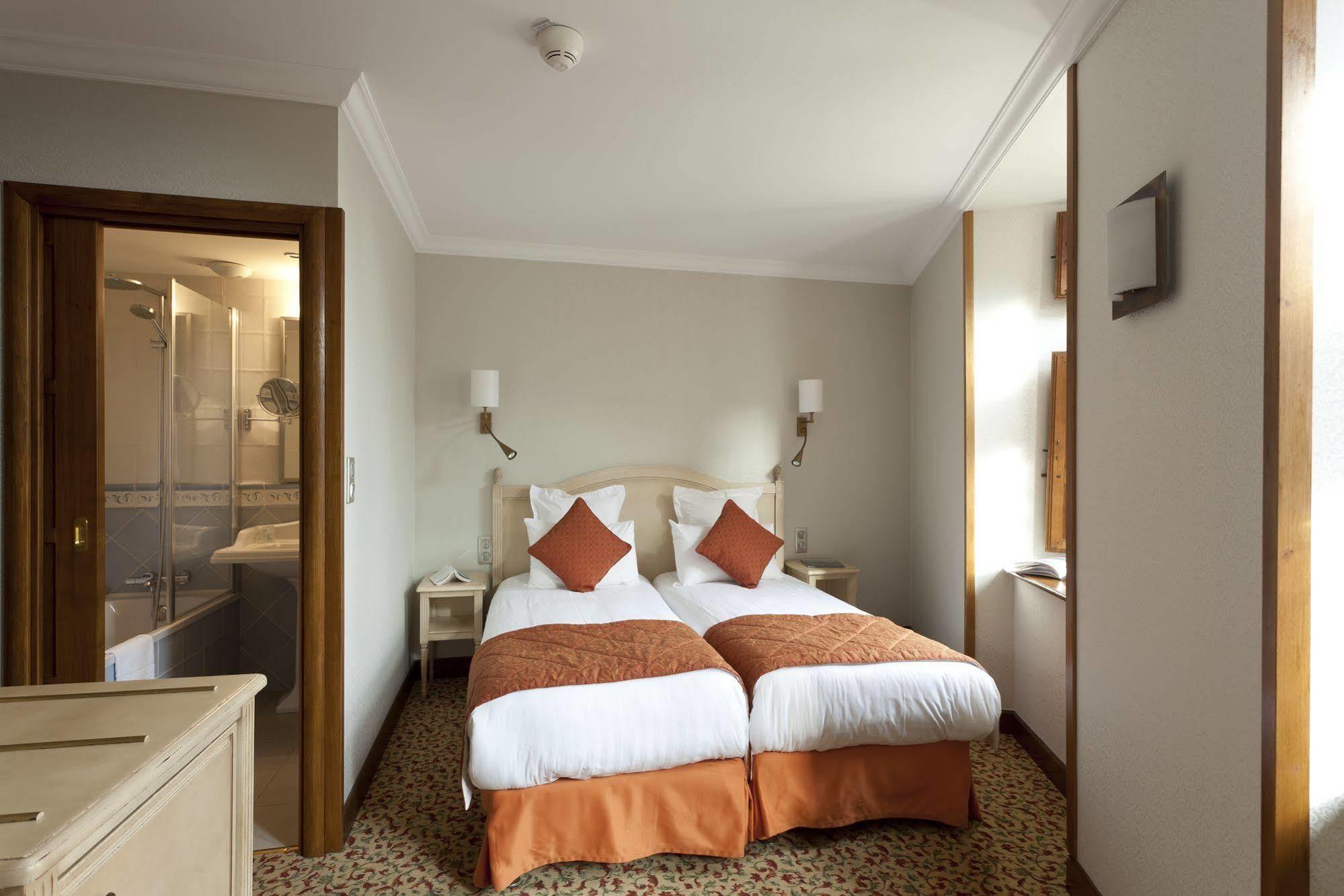 Auberge Saint Pierre Mont-Saint-Michel Dış mekan fotoğraf
